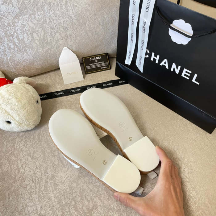 Flat leather sandals slippers , size 34-41 , with box, SS60-1345-1348
