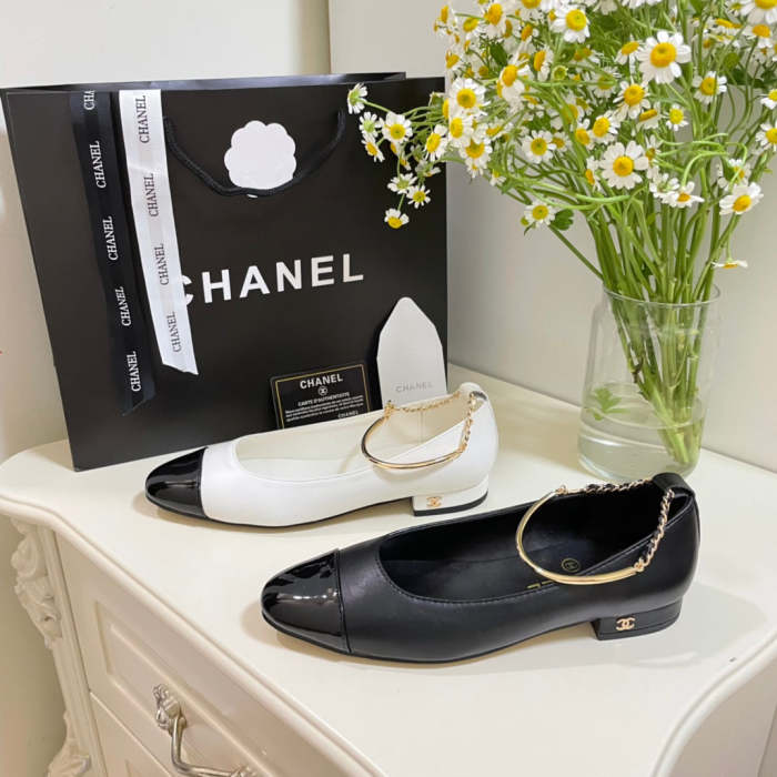 Women flat shoes ,size 35-40,with box, SS60-1340-1341