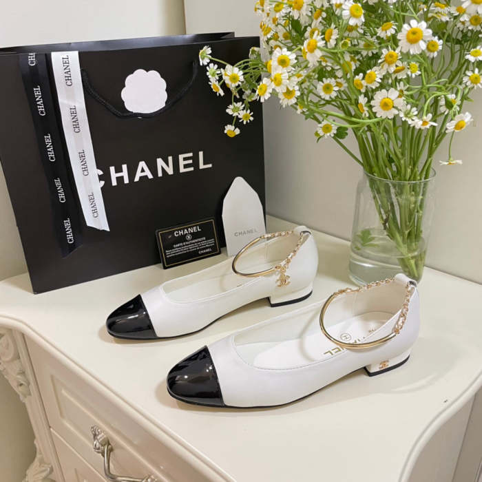 Women flat shoes ,size 35-40,with box, SS60-1340-1341