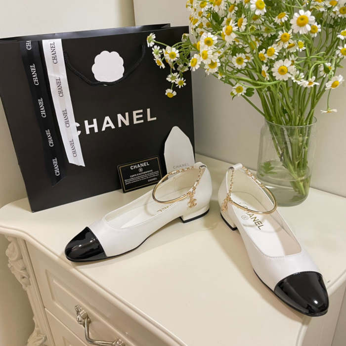 Women flat shoes ,size 35-40,with box, SS60-1340-1341