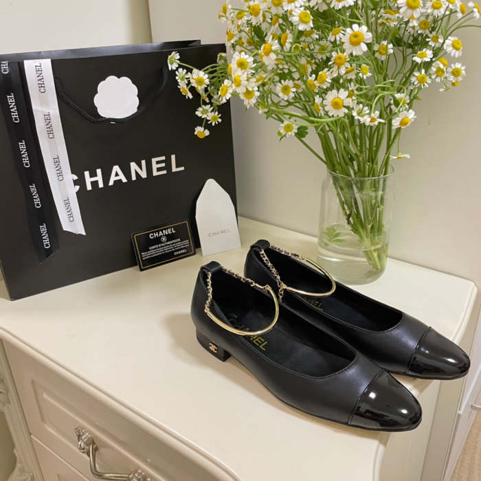 Women flat shoes ,size 35-40,with box, SS60-1340-1341