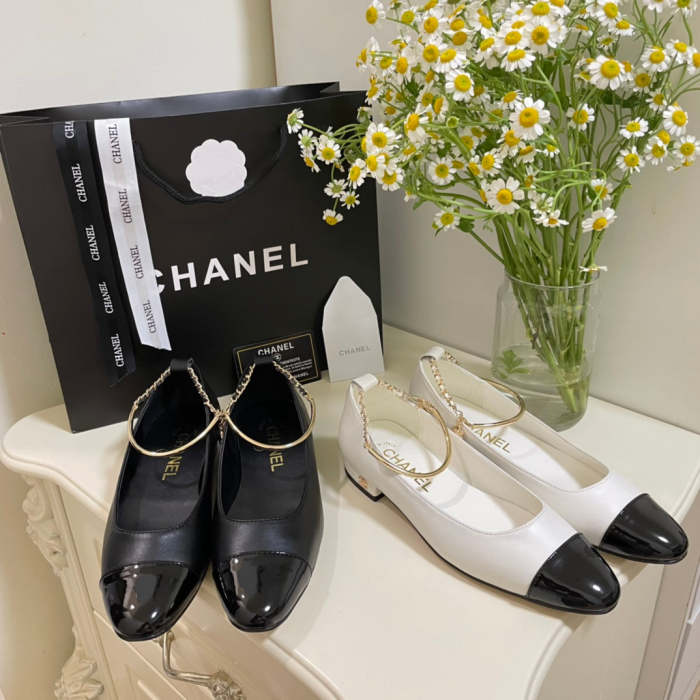 Women flat shoes ,size 35-40,with box, SS60-1340-1341