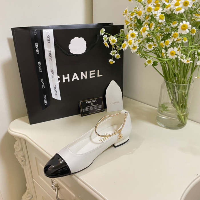 Women flat shoes ,size 35-40,with box, SS60-1340-1341