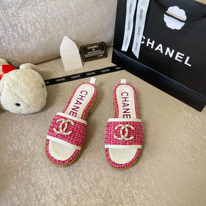 Flat leather sandals slippers , size 34-41 , with box, SS60-1345-1348