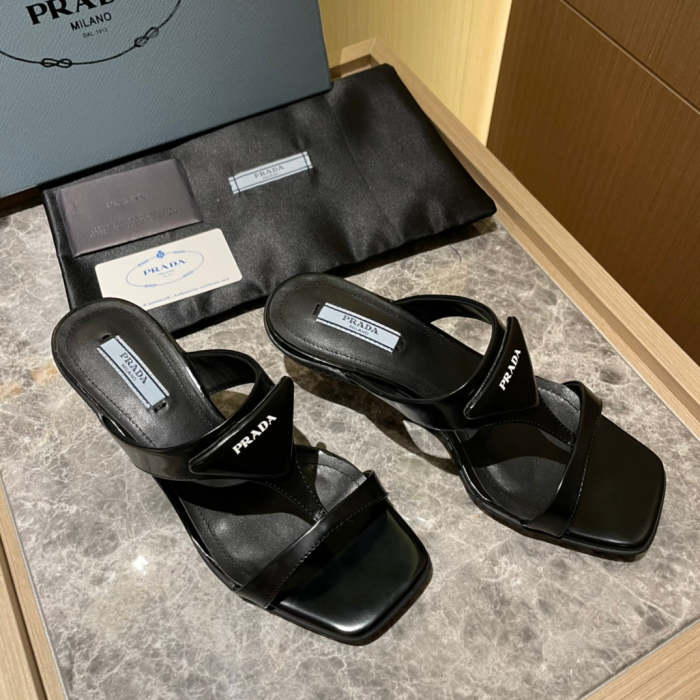 Flat leather sandals slippers , size 35-40 , with box, SS60-1384-1389