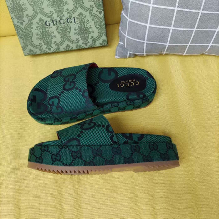 Flat leather sandals slippers , size 34-44 , with box, SS60-1395