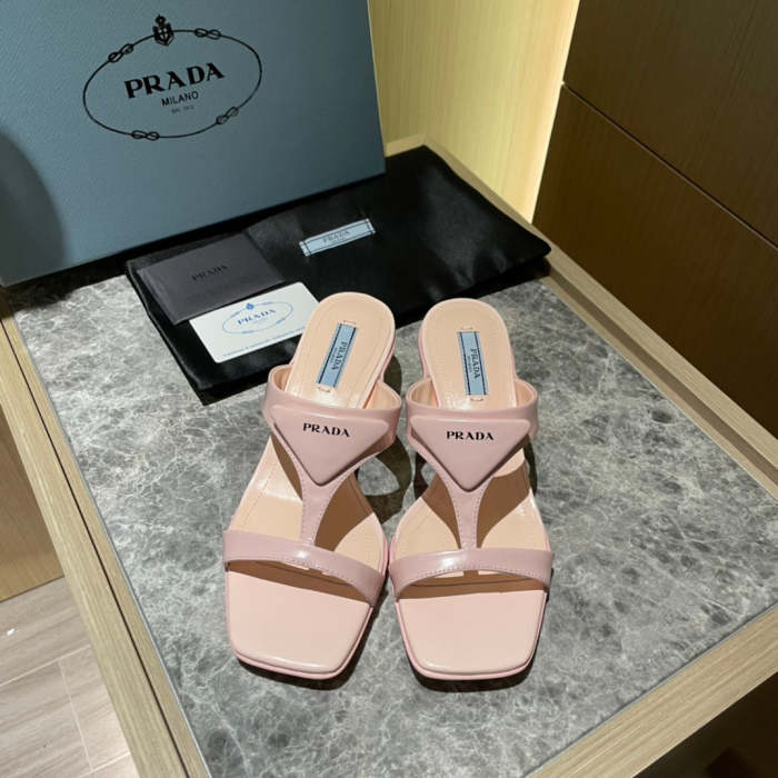 Flat leather sandals slippers , size 35-40 , with box, SS60-1384-1389
