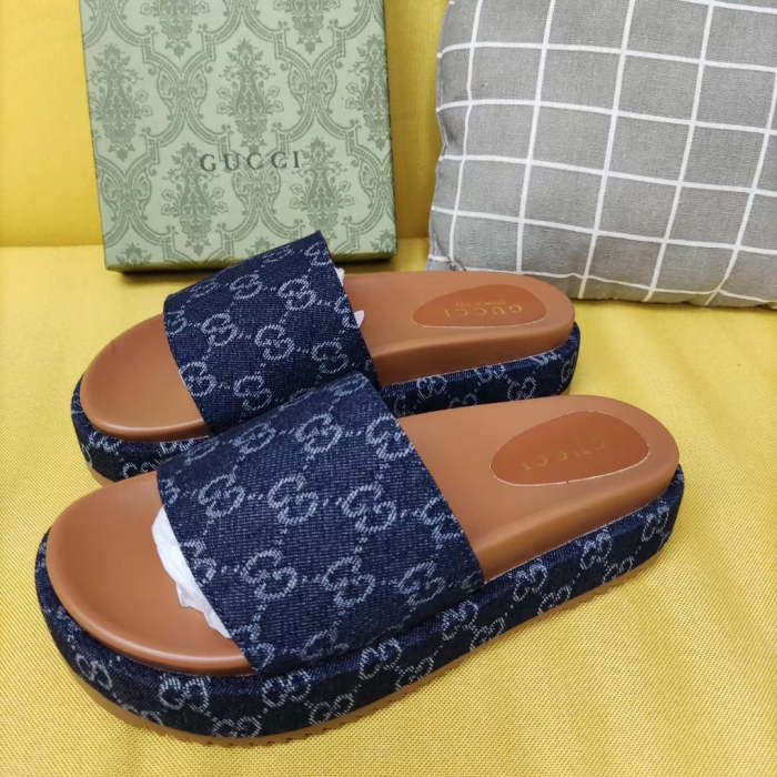 Flat leather sandals slippers , size 34-44 , with box, SS60-1394