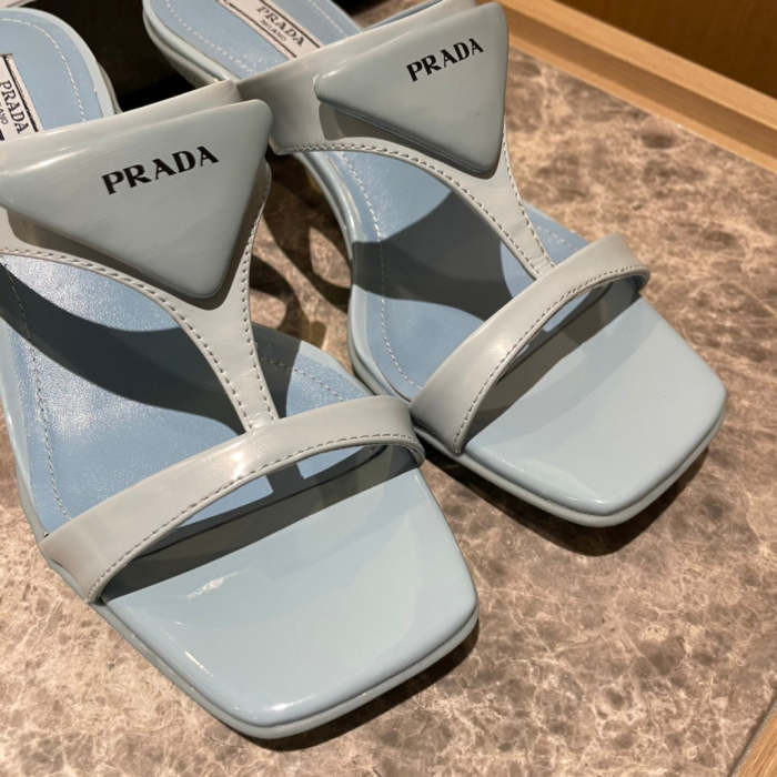 Flat leather sandals slippers , size 35-40 , with box, SS60-1384-1389