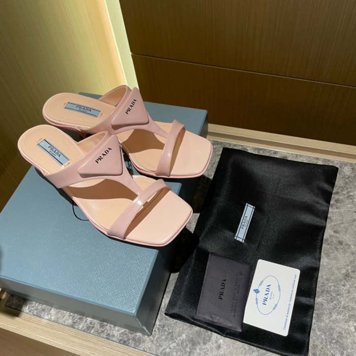 Flat leather sandals slippers , size 35-40 , with box, SS60-1384-1389