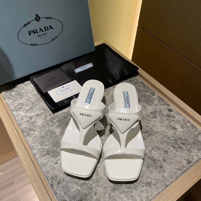 Flat leather sandals slippers , size 35-40 , with box, SS60-1384-1389