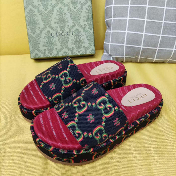 Flat leather sandals slippers , size 34-44 , with box, SS60-1397