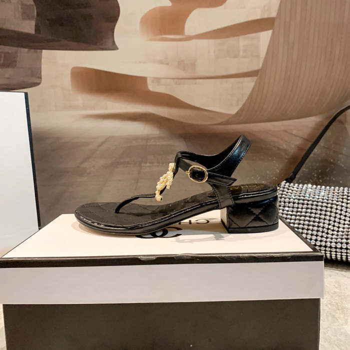 Flat leather sandals slippers , size 34-40 , with box, SS60-1390-1393