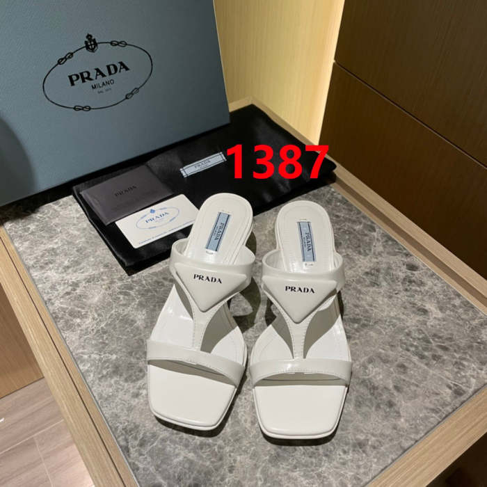 Flat leather sandals slippers , size 35-40 , with box, SS60-1384-1389