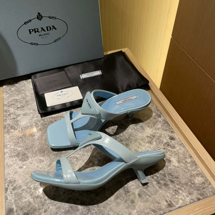 Flat leather sandals slippers , size 35-40 , with box, SS60-1384-1389
