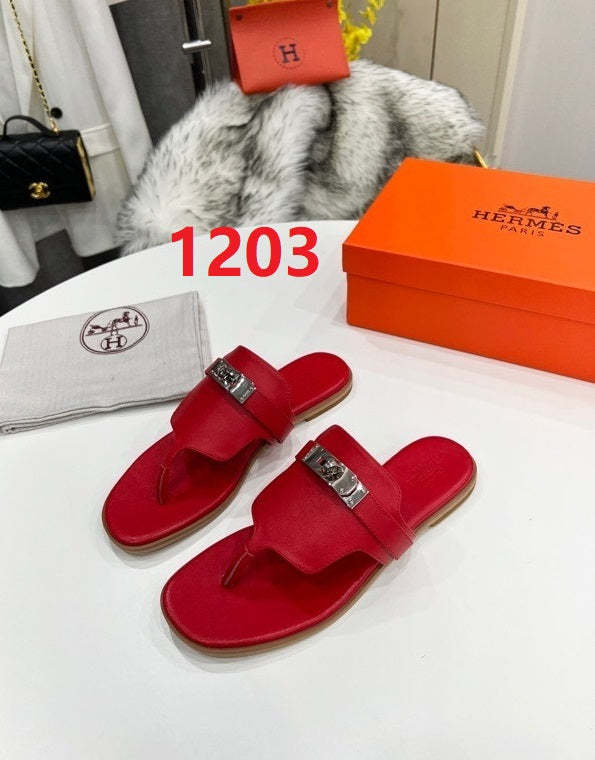Flat leather sandals slippers , size 35-44 ,with box, SS70-1202-1207