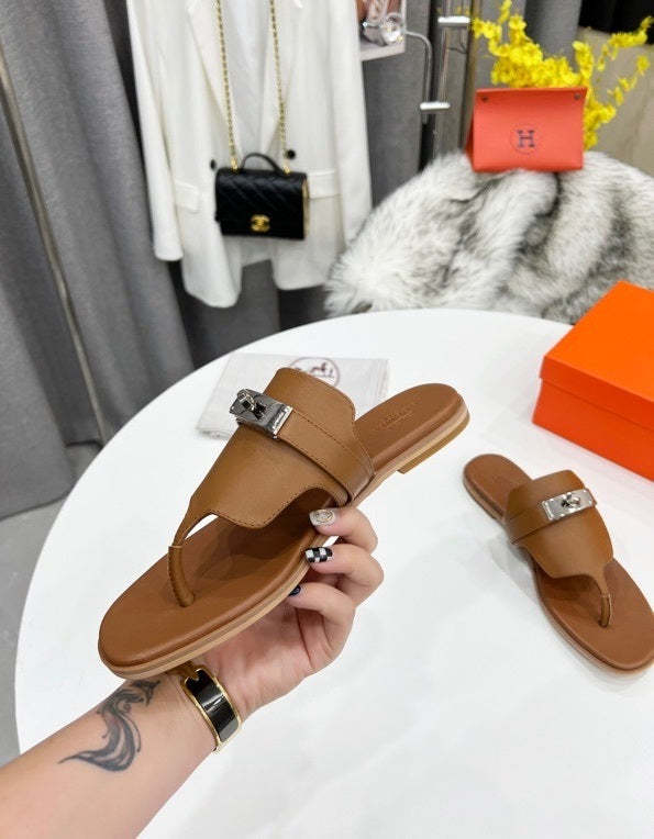 Flat leather sandals slippers , size 35-44 ,with box, SS70-1202-1207