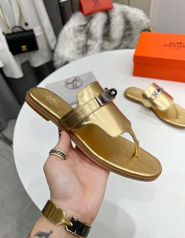 Flat leather sandals slippers , size 35-44 ,with box, SS70-1202-1207