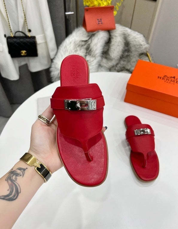 Flat leather sandals slippers , size 35-44 ,with box, SS70-1202-1207