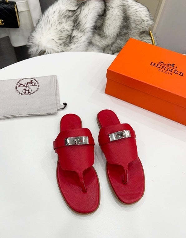 Flat leather sandals slippers , size 35-44 ,with box, SS70-1202-1207