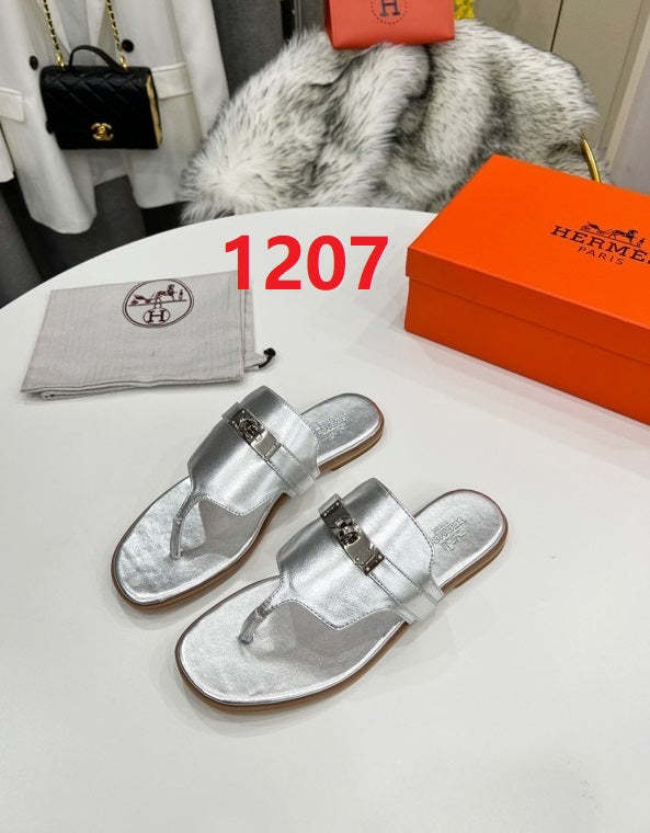 Flat leather sandals slippers , size 35-44 ,with box, SS70-1202-1207