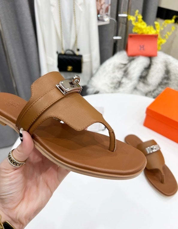 Flat leather sandals slippers , size 35-44 ,with box, SS70-1202-1207
