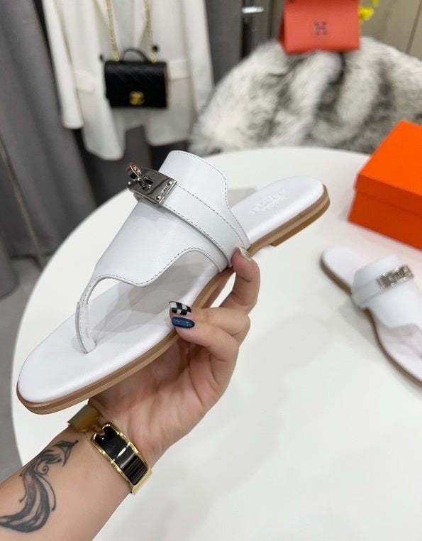Flat leather sandals slippers , size 35-44 ,with box, SS70-1202-1207