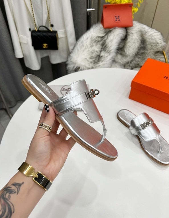 Flat leather sandals slippers , size 35-44 ,with box, SS70-1202-1207