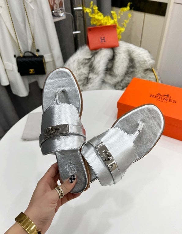 Flat leather sandals slippers , size 35-44 ,with box, SS70-1202-1207