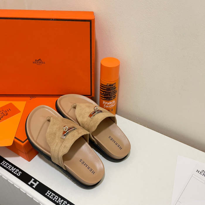 Flat leather sandals slippers , size 35-40 ,with box, SS60-1413-1414