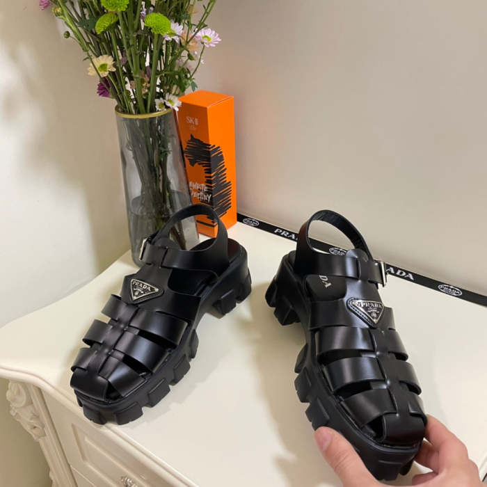 Flat leather sandals slippers , size 35-41 ,with box, SS70-1249-1250