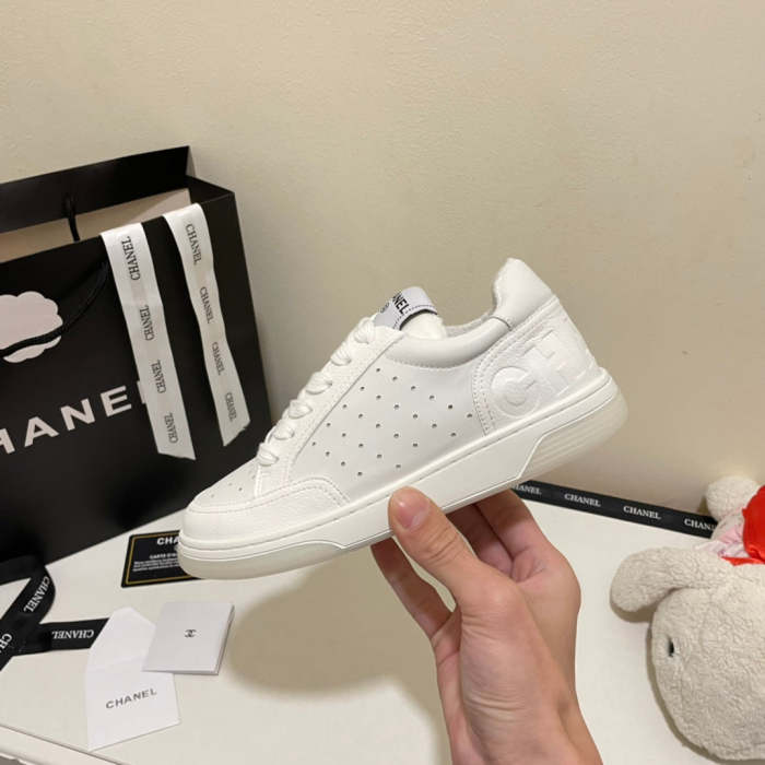 women flat sneakers shoes, size 34-40, with box , SS70-1208-1210