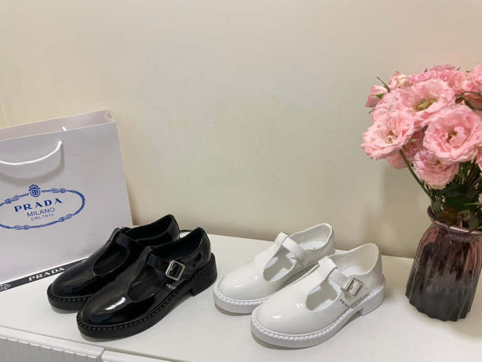 women flat shoes, size 34-41, with box , SS70-1247-1248
