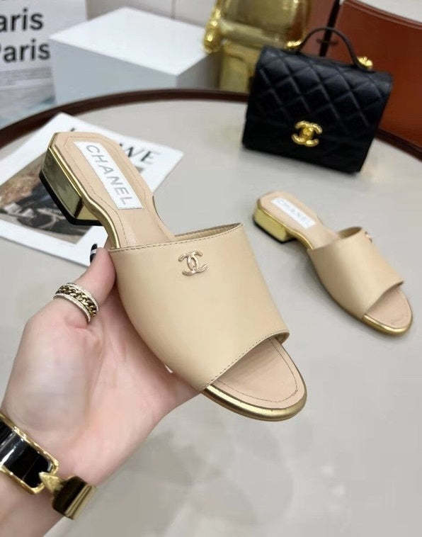 Flat leather sandals slippers , size 35-41 ,with box, SS70-1244-1246