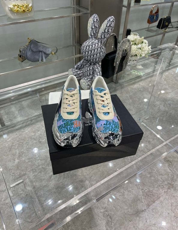 women men flat sneakers shoes, size 35-45, with box , SS138-38-44