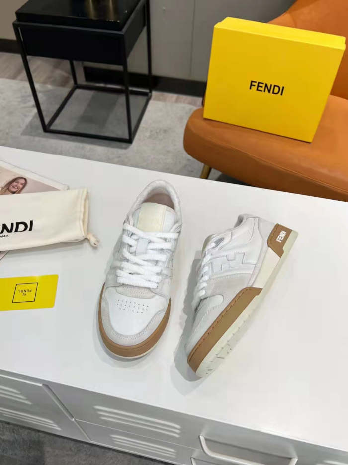 women men flat sneakers shoes, size 35-44, with box , SS110-202-205