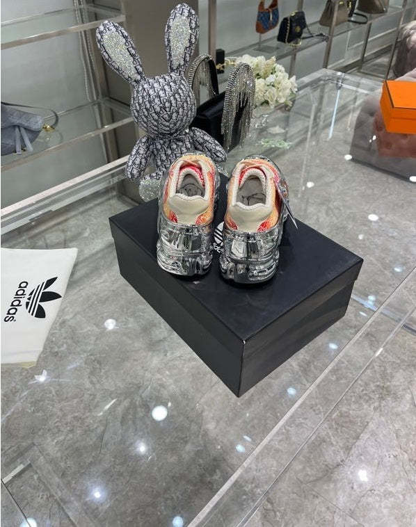 women men flat sneakers shoes, size 35-45, with box , SS138-38-44