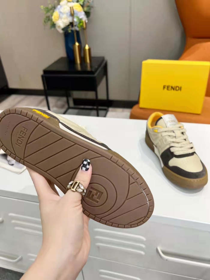 women men flat sneakers shoes, size 35-44, with box , SS110-202-205