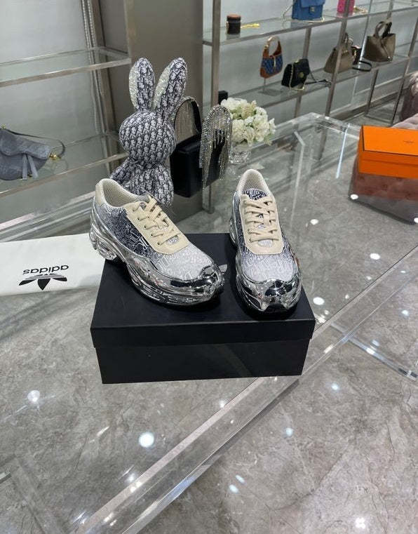 women men flat sneakers shoes, size 35-45, with box , SS138-38-44