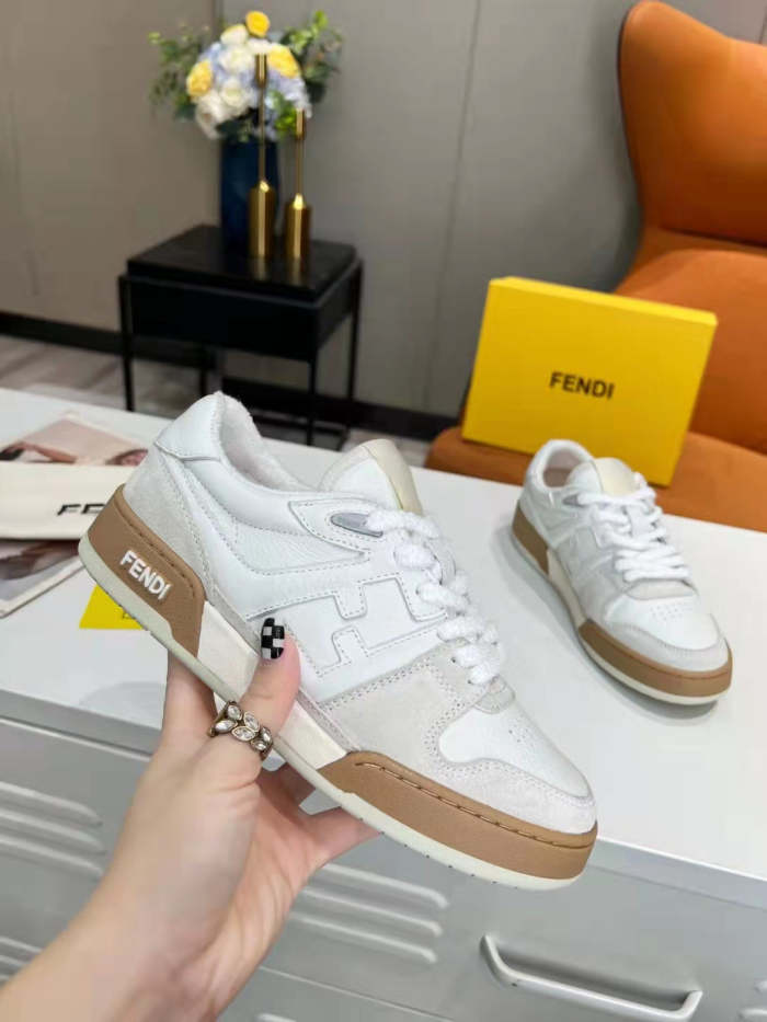 women men flat sneakers shoes, size 35-44, with box , SS110-202-205