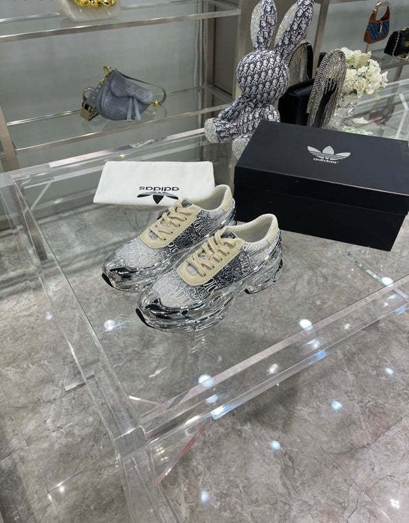 women men flat sneakers shoes, size 35-45, with box , SS138-38-44