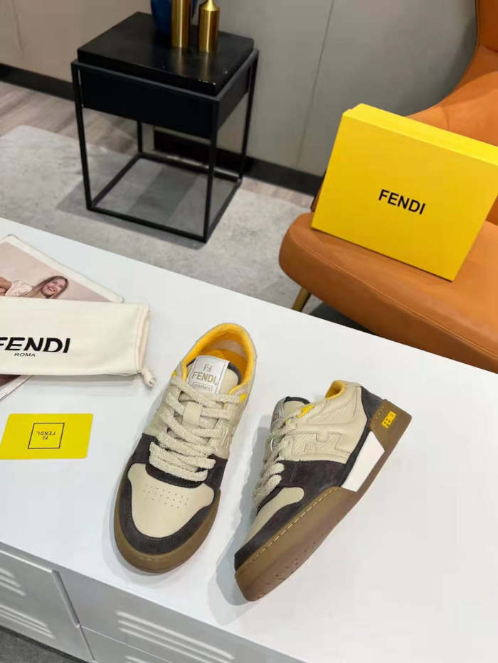 women men flat sneakers shoes, size 35-44, with box , SS110-202-205