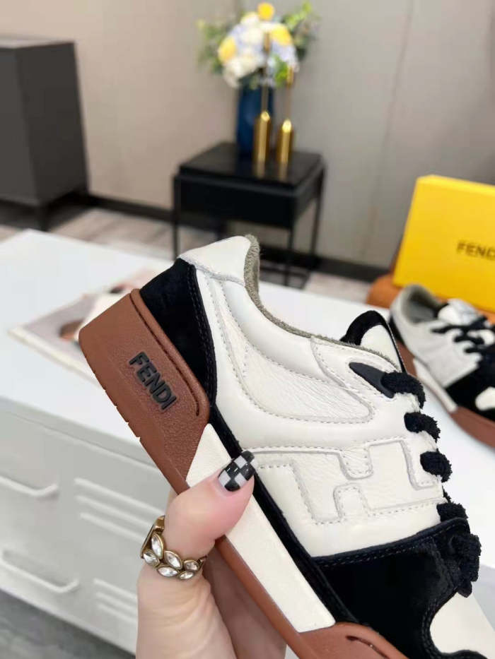 women men flat sneakers shoes, size 35-44, with box , SS110-202-205