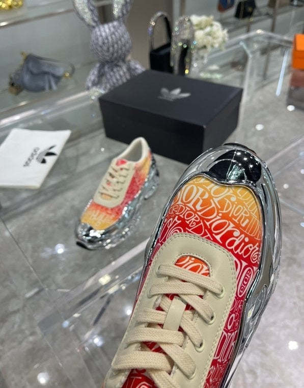 women men flat sneakers shoes, size 35-45, with box , SS138-38-44