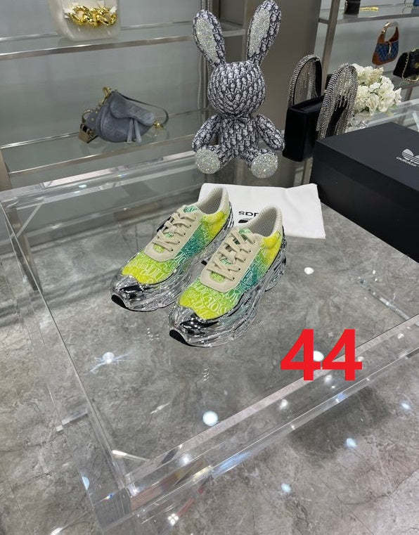 women men flat sneakers shoes, size 35-45, with box , SS138-38-44