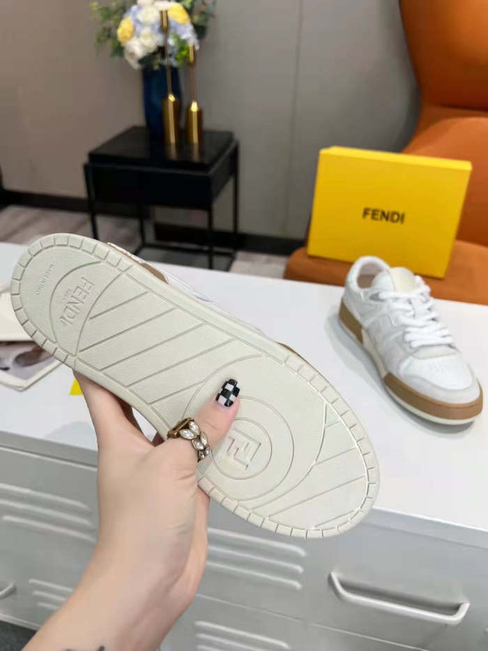 women men flat sneakers shoes, size 35-44, with box , SS110-202-205