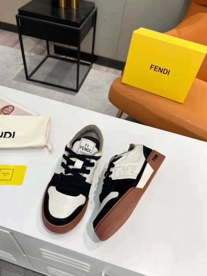 women men flat sneakers shoes, size 35-44, with box , SS110-202-205