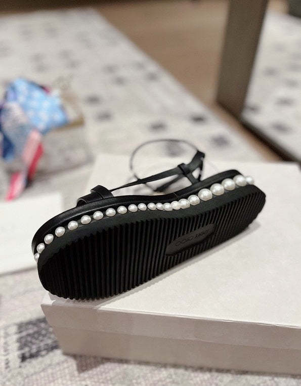 Flat leather sandals slippers , size 35-41 ,with box, SS110-209-210