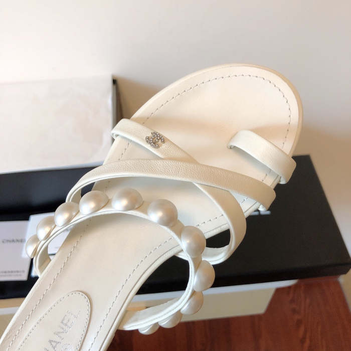 Flat leather sandals slippers , size 34-40 ,with box, SS60-1452-1453