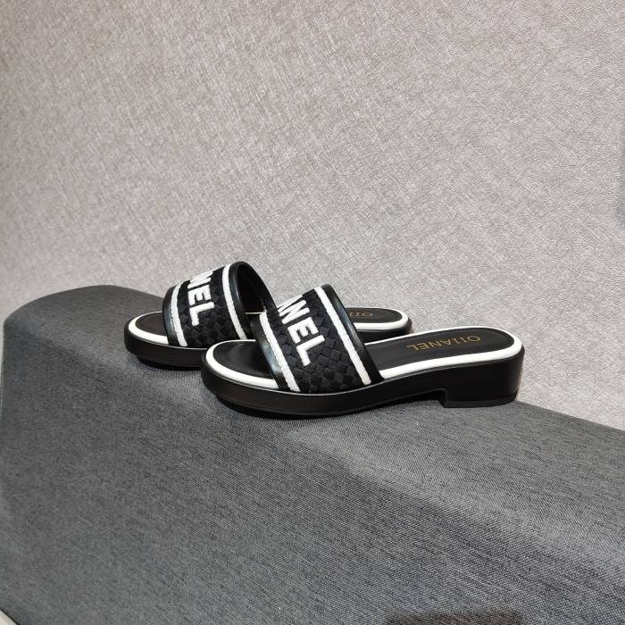 Ladies leather sandals slippers , size 34-41 ,with box, SS60-1441-1443
